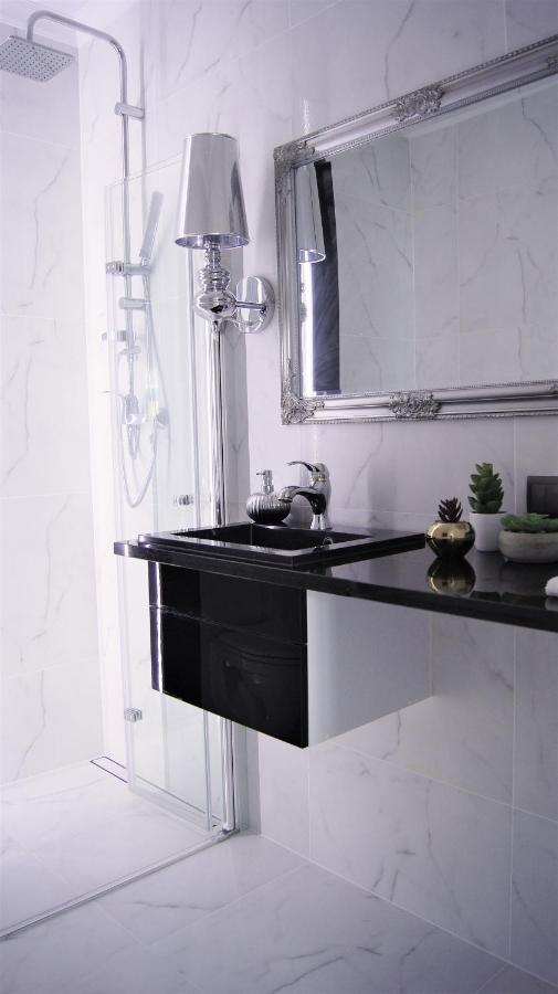 شقة Przestronny Apartament Contento- Wroclaw Centrum المظهر الخارجي الصورة